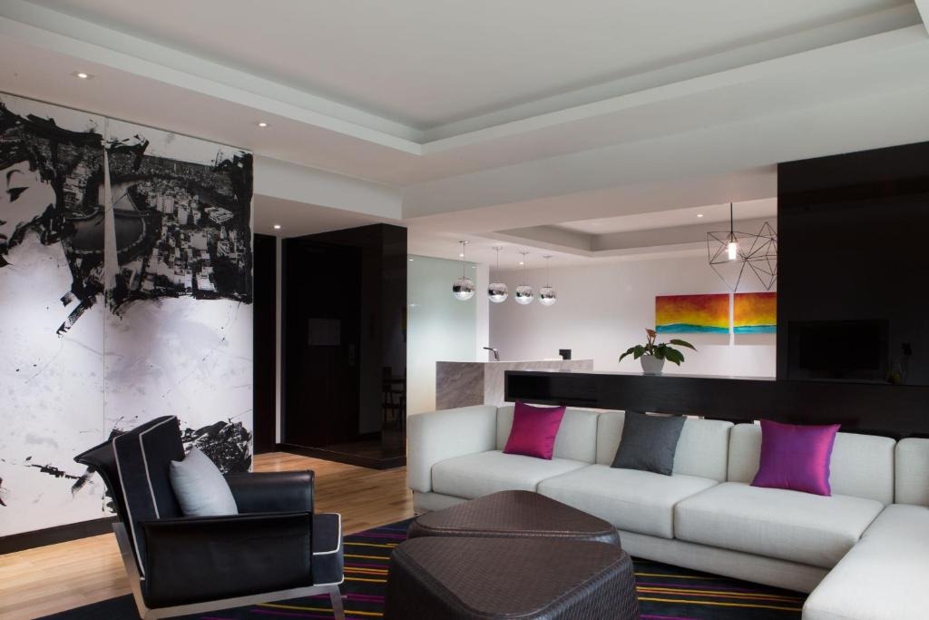 هتل لمریدین سایگون